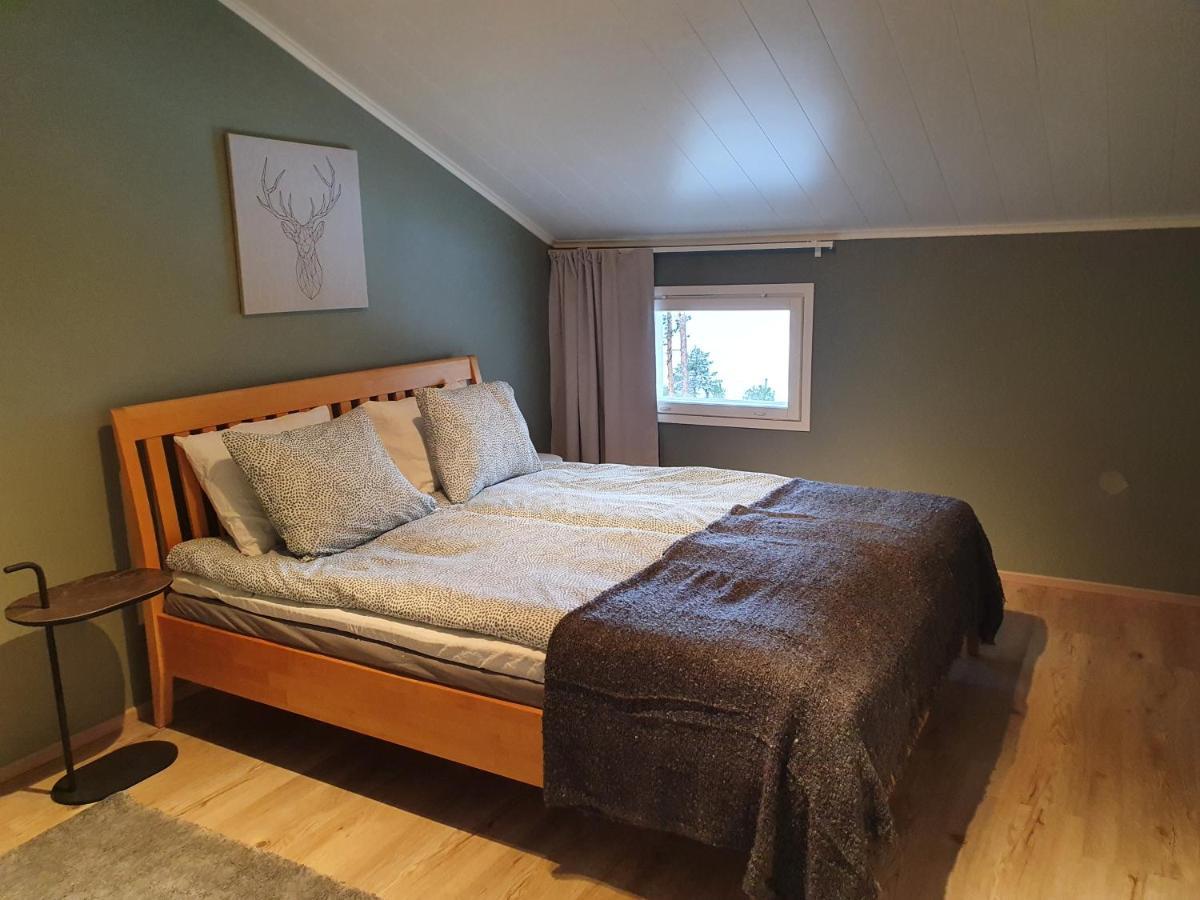 Vaere Holiday Home - Lakeside Relaxation Point Inari Extérieur photo