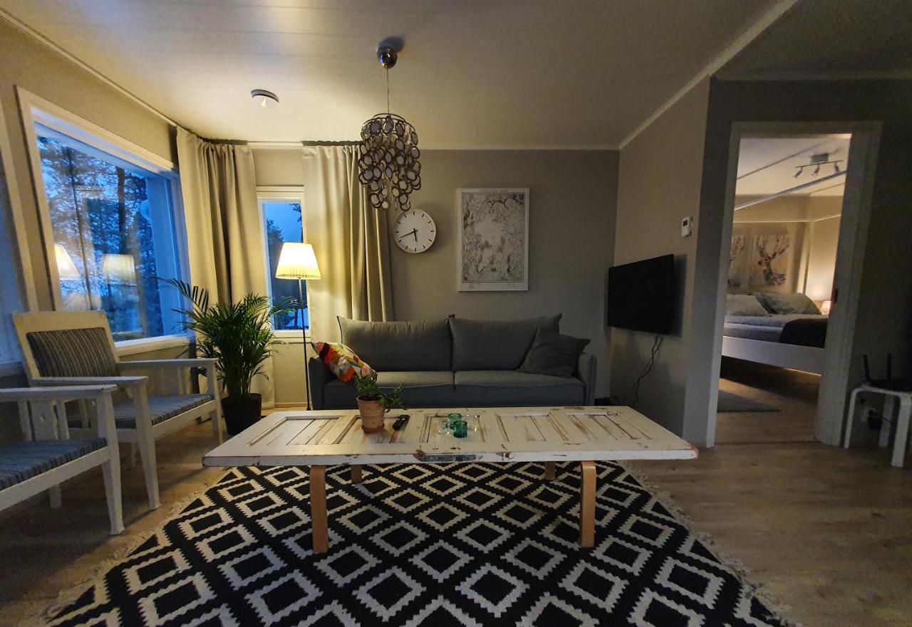 Vaere Holiday Home - Lakeside Relaxation Point Inari Extérieur photo