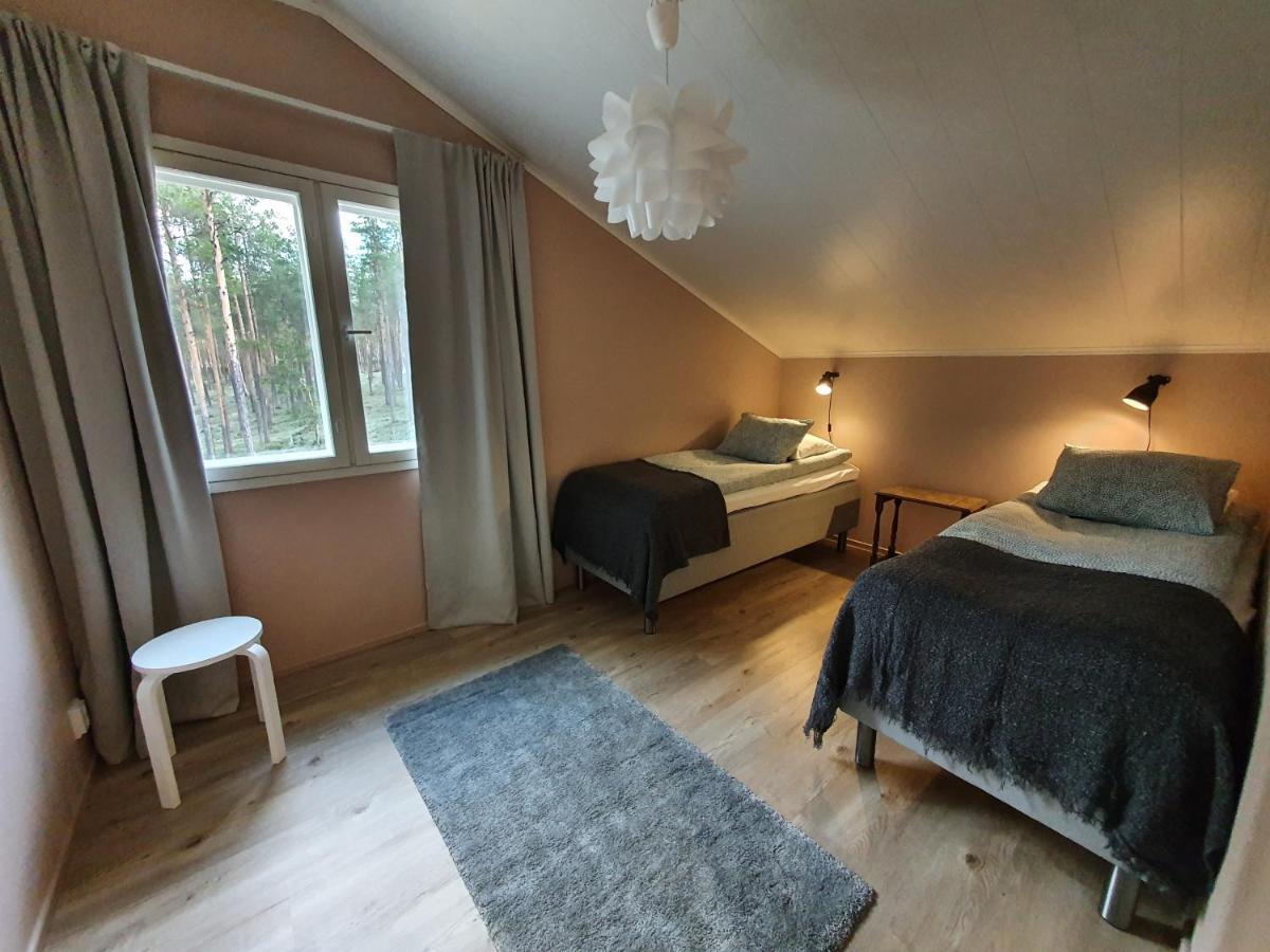 Vaere Holiday Home - Lakeside Relaxation Point Inari Extérieur photo